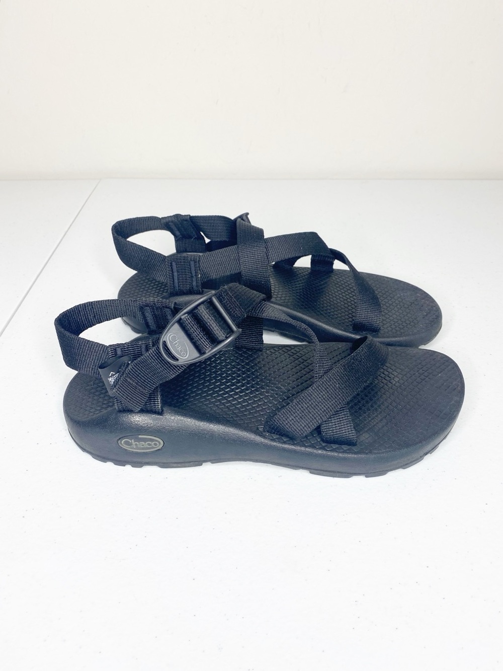 Chaco Z/1 Classic Sandals in All-Black Trail Hiking Size 7